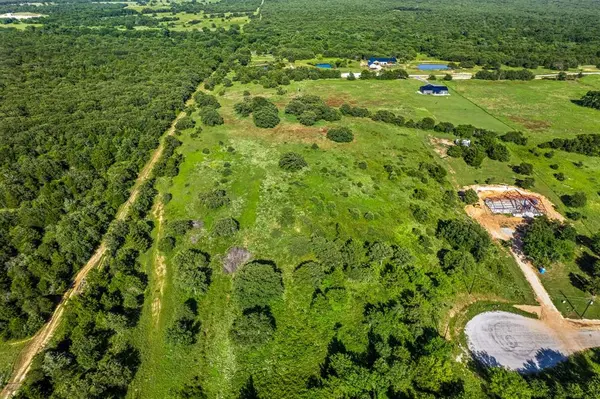 354 Trailride Lane, Nocona, TX 76255