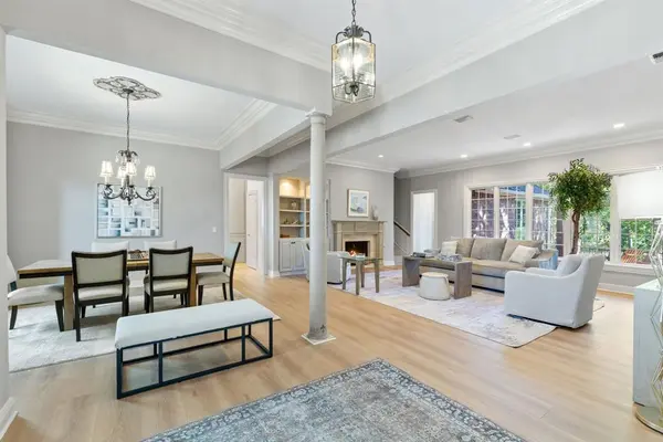 1211 Mackie Drive, Carrollton, TX 75007