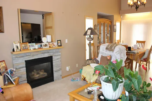 605 Maple PL, Picture Butte, AB T0K 1V0