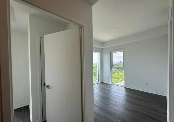 500 Wilson AVE #813, Toronto C06, ON M3H 0E5