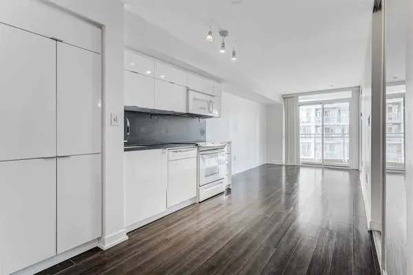 21 Iceboat TER #1903, Toronto C01, ON M5V 4A9