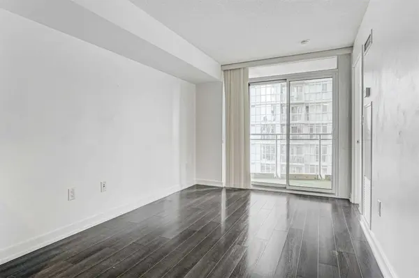 21 Iceboat TER #1903, Toronto C01, ON M5V 4A9