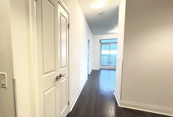 17 Zorra ST #1707, Toronto W08, ON M8Z 4Z6