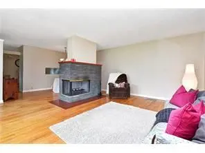 14 Greenwich AVE, Cityview - Parkwoods Hills - Rideau Shore, ON K2E 5E6