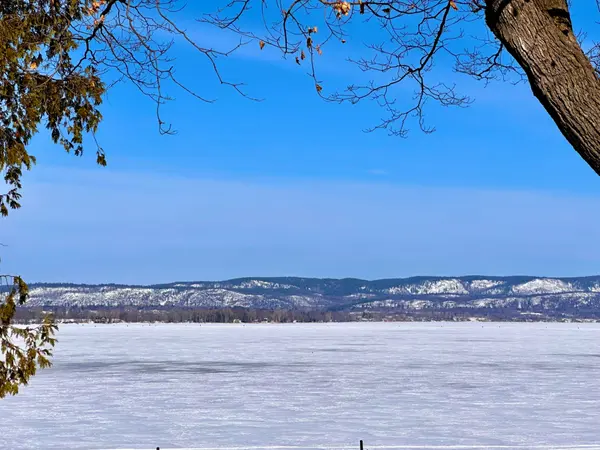 4964 Opeongo RD, Constance Bay - Dunrobin - Kilmaurs - Woodlawn, ON K0A 3M0