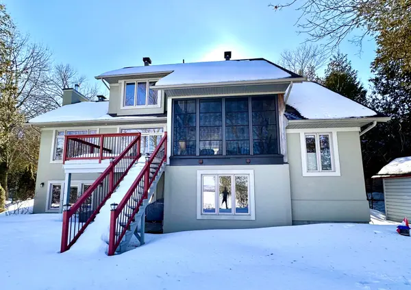 4964 Opeongo RD, Constance Bay - Dunrobin - Kilmaurs - Woodlawn, ON K0A 3M0