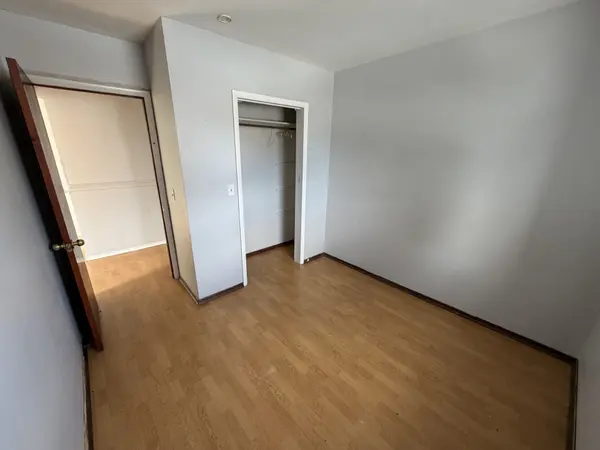 571 Ontario ST #2, Warwick, ON N0M 2S0