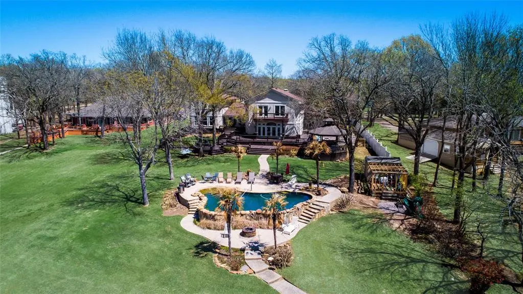 114 Hulan Drive, Kerens, TX 75144