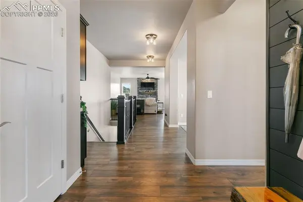 10409 Crystal Lake CT, Colorado Springs, CO 80924