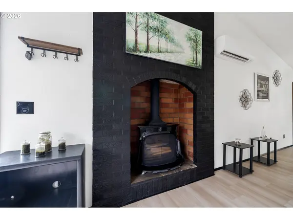 8630 BEWLEY ST, Bay City, OR 97107