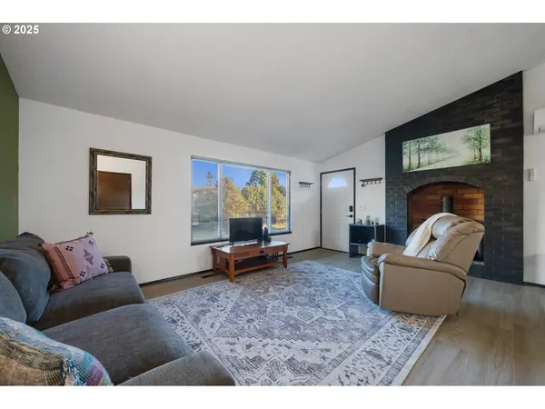 8630 BEWLEY ST, Bay City, OR 97107