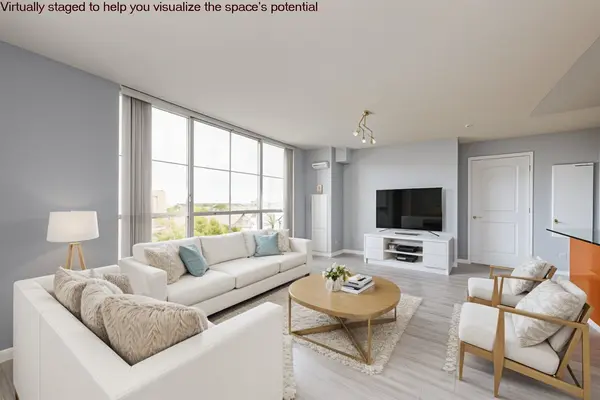 8 Rosebank DR #5L, Toronto E11, ON M1B 5Z3