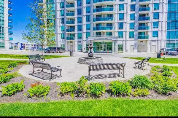 8 Rosebank DR #5L, Toronto E11, ON M1B 5Z3