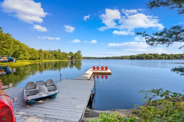 2872 Muskoka Road 118 N/A W, Muskoka Lakes, ON P0B 1J0