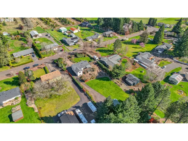 14275 SE HOLLY VIEW TER, Damascus, OR 97089