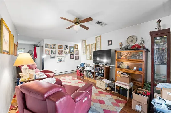 221 Caraway Drive, Mesquite, TX 75149