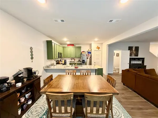 5664 Shore Point Trail, Fort Worth, TX 76119