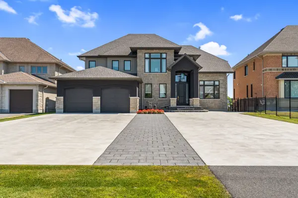 151 Winding WAY, Barrhaven, ON K2C 3H1