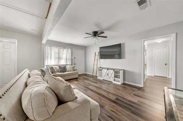 706 Horseshoe Drive, Beverly Hills, TX 76711