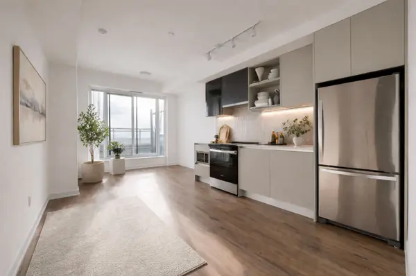 405 Dundas ST W #329, Oakville, ON L6M 5P9