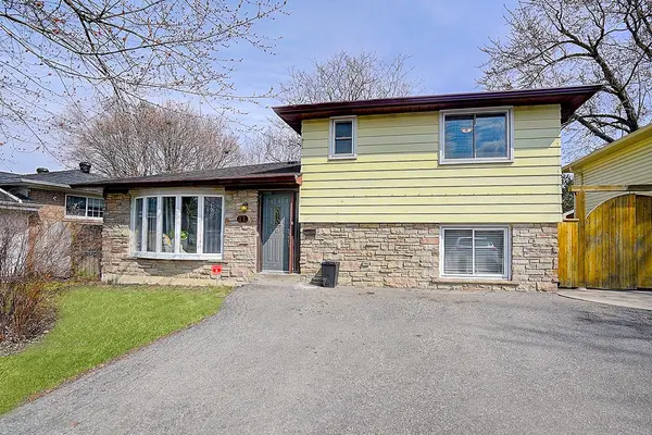 11 Tullamore RD, Brampton, ON L6W 1J6