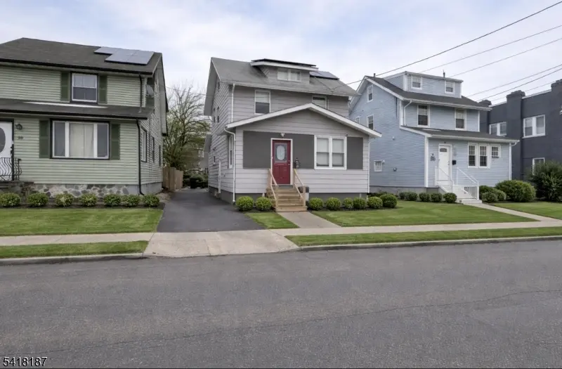 84 Lincoln Pl, Irvington Twp., NJ 07111