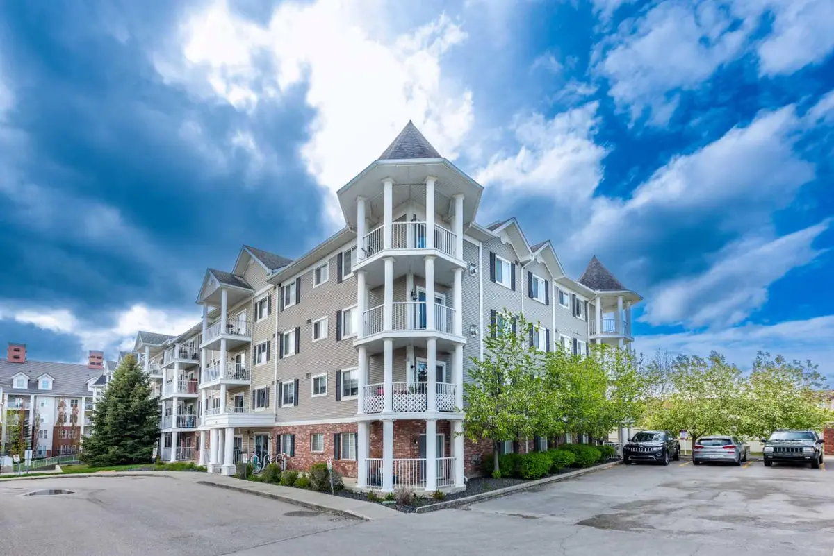 69 Country Village MNR NE #5408, Calgary, AB T3K 0T1