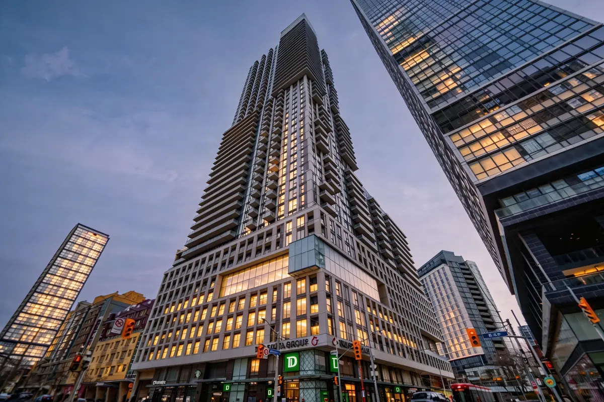 251 Jarvis ST #925, Toronto C08, ON M5B 0C3