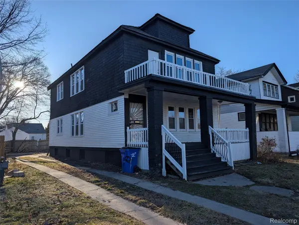 369 Newport ST, Detroit, MI 48215