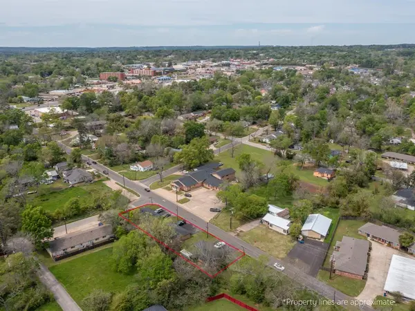 601-611 Canada Street, Jacksonville, TX 75766