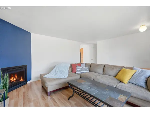 1255 SW 217TH AVE, Beaverton, OR 97003