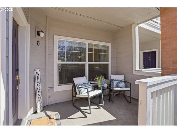 30330 SW REBEKAH ST #6, Wilsonville, OR 97070