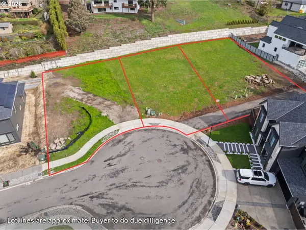 16734 SE 44TH CIR, Vancouver, WA 98683