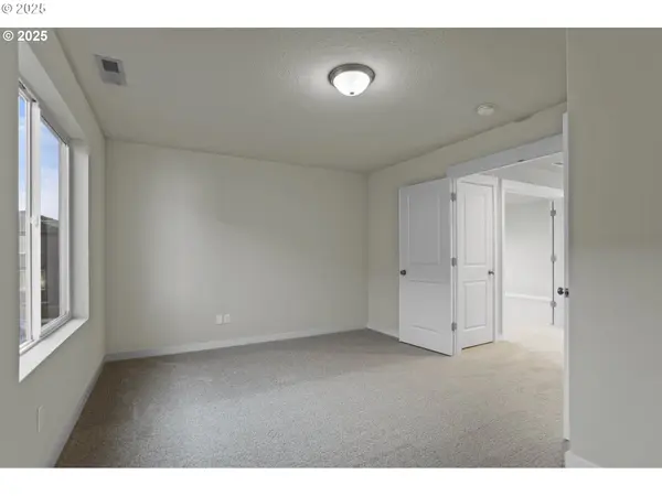 8254 SE Orion LN, Hillsboro, OR 97123