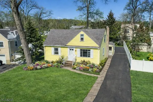 35 Beechwood Dr, Wayne Twp., NJ 07470