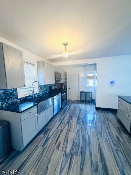 84 Lincoln Pl, Irvington Twp., NJ 07111