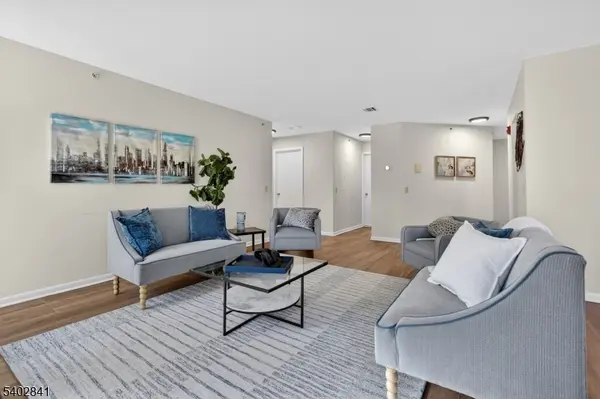 11 Evergreen Dr #63, Clifton City, NJ 07014