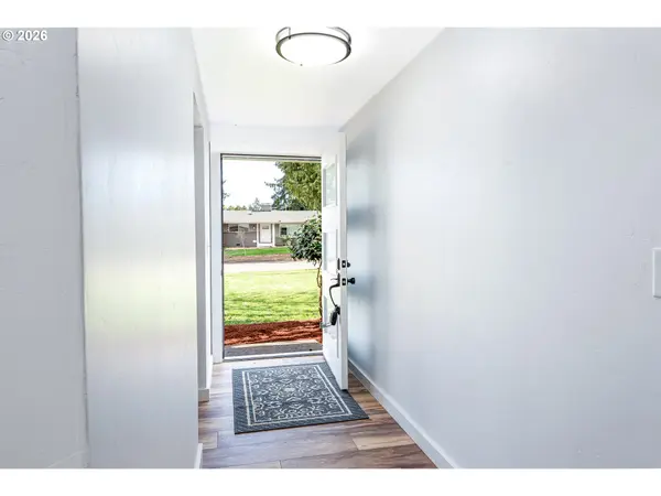 3910 ANDOVER ST, Eugene, OR 97404