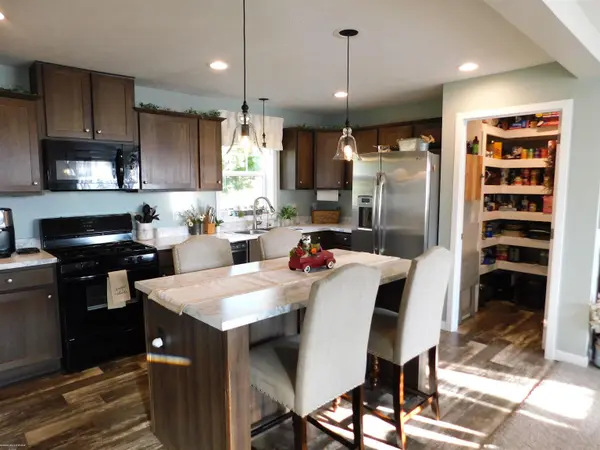 57574 Sawyer CT, Lenox Twp, MI 48048