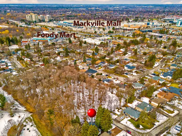 145 Drakefield RD, Markham, ON L3P 1G9