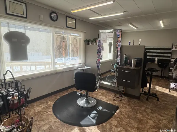 516 La Ronge AVENUE, La Ronge, SK S0J 1L0