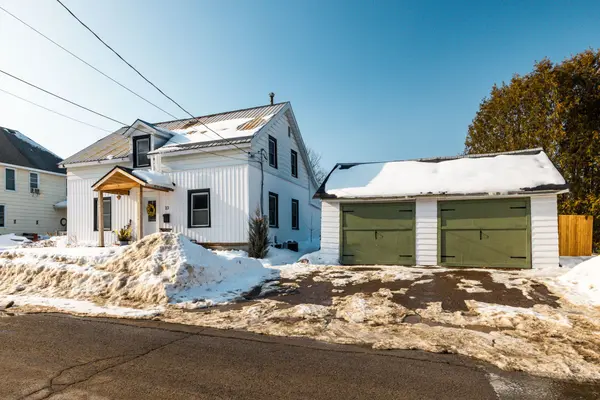 23 Norma ST S, Arnprior, ON K7S 3B2