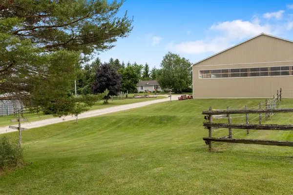 413294 Baseline RD, West Grey, ON N0G 1R0