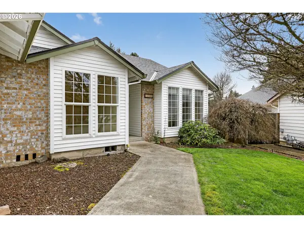 12001 NE 44TH AVE, Vancouver, WA 98686