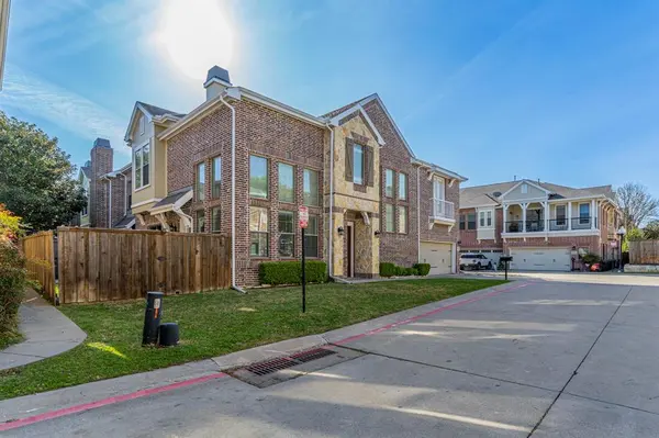 2202 Shady Vista, Richardson, TX 75080