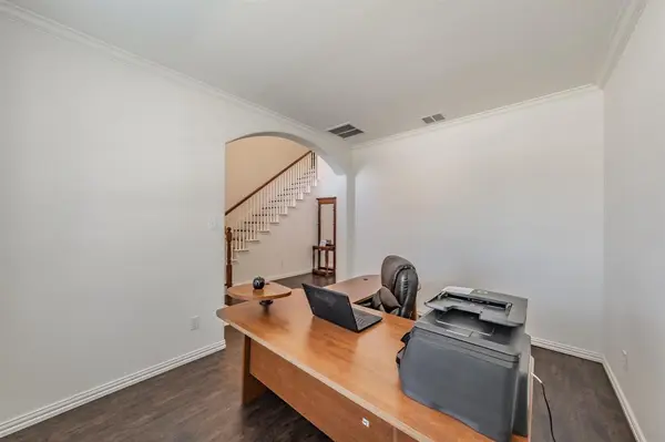 5325 Dove Creek Drive, Fort Worth, TX 76244