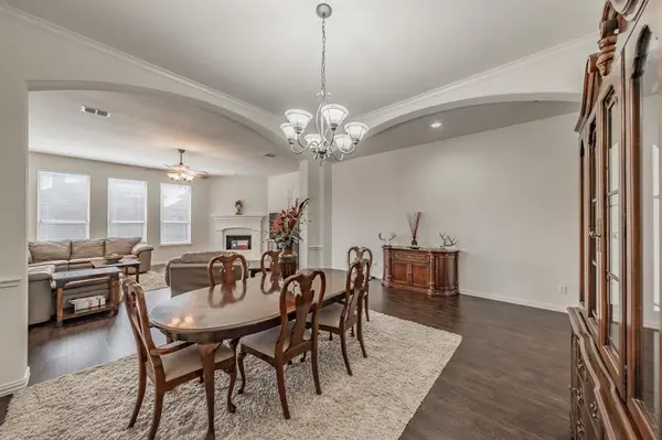 5325 Dove Creek Drive, Fort Worth, TX 76244