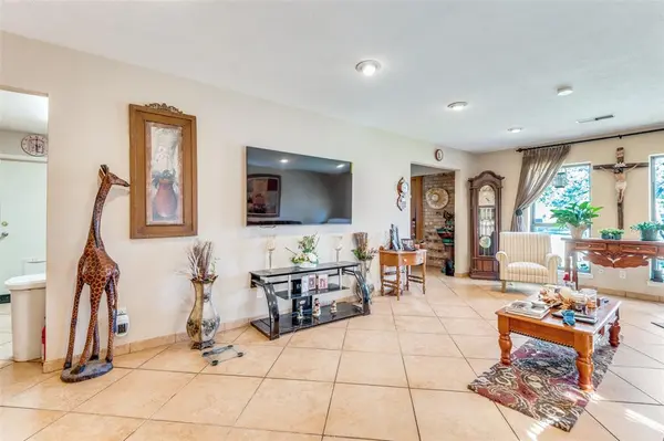 2209 Cecilia Court, Irving, TX 75060