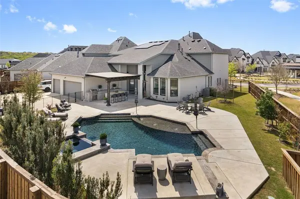 1421 Laurel Green Court, Arlington, TX 76005