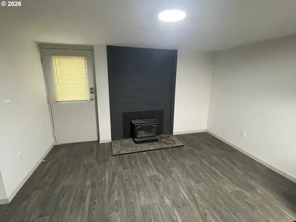 144 SE 85TH AVE, Portland, OR 97216